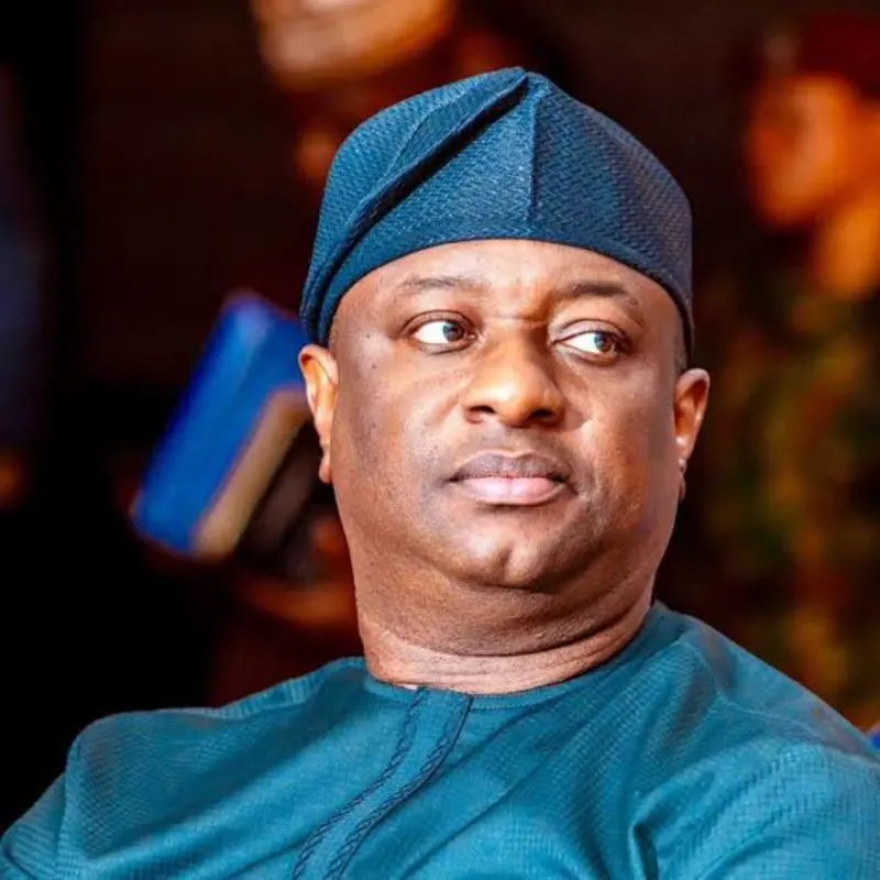 FG Drops Criminal Case, Lifts Ban Against Comfort Emmanson — Aviation Minister Orders Clemency